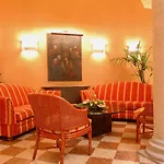 Regina Hotel 4*