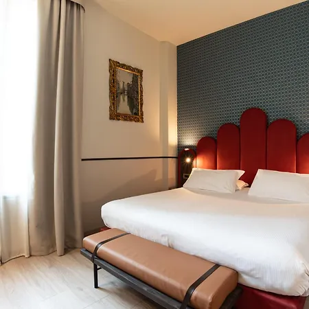 Regina Otel Milano