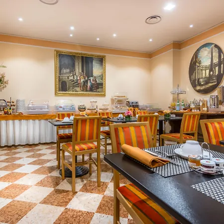 蕾佳娜酒店 酒店 4*