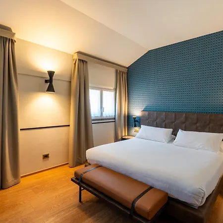 Regina 4* Milán