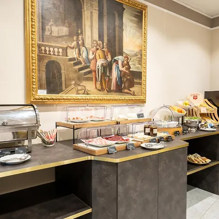 Regina Hotel 4*