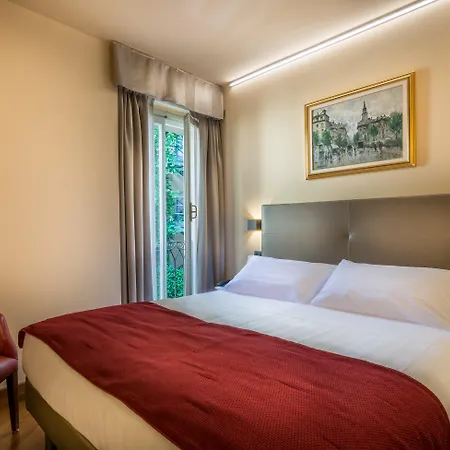 Regina 4* Mediolan