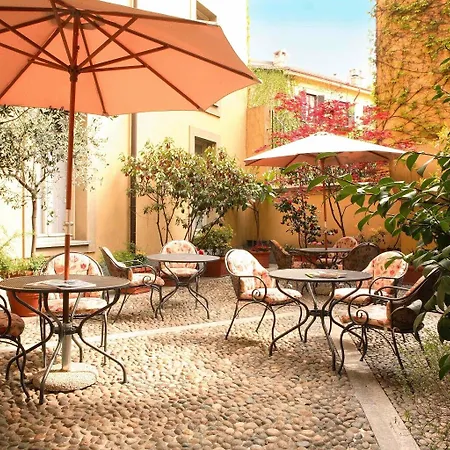 Regina Hotel Mediolan